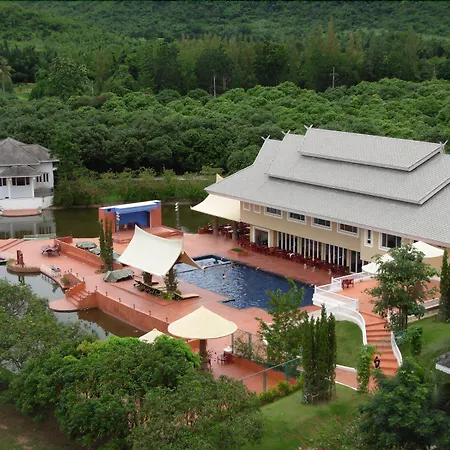 Phu Pha Phung Resort