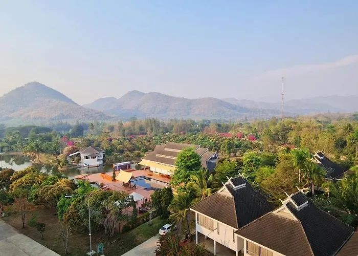 ภูผาผึ้งรีสอร์ท รีสอร์ท 3*