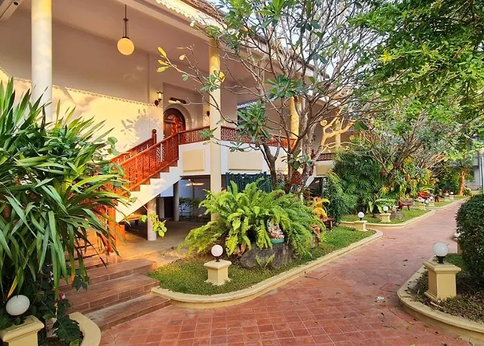ภูผาผึ้งรีสอร์ท รีสอร์ท สวนผึ้ง