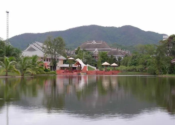 ภูผาผึ้งรีสอร์ท 3* สวนผึ้ง