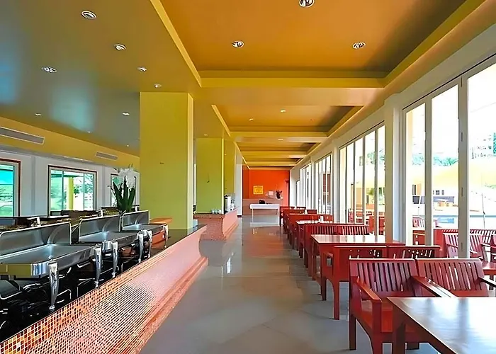 ภูผาผึ้งรีสอร์ท รีสอร์ท 3*