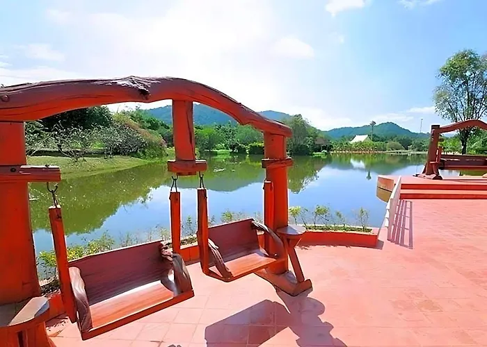 ภูผาผึ้งรีสอร์ท 3* สวนผึ้ง
