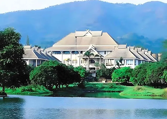 รีสอร์ท ภูผาผึ้งรีสอร์ท สวนผึ้ง